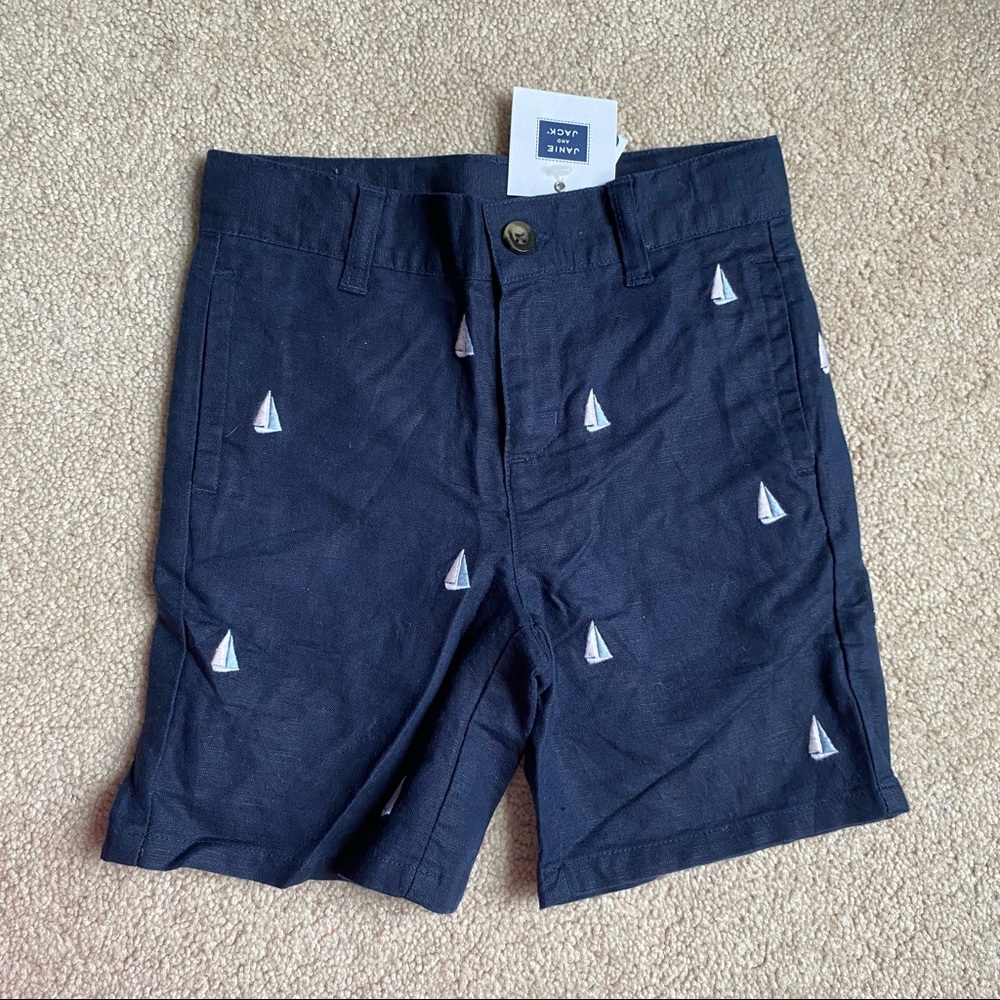 Janie & Jack navy embroidered sailboats shorts NWT